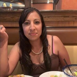 Meet your Posher, Tabitha